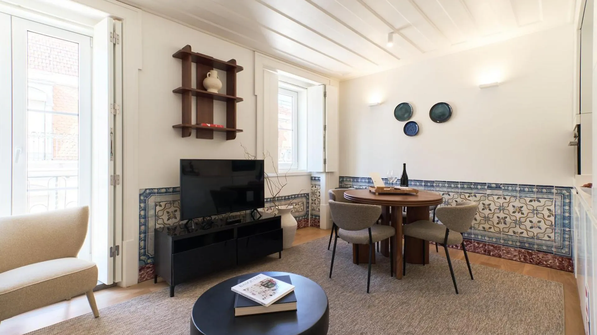 Ando Living - Santa Justa 79 House Apartment Lisbon Portugal